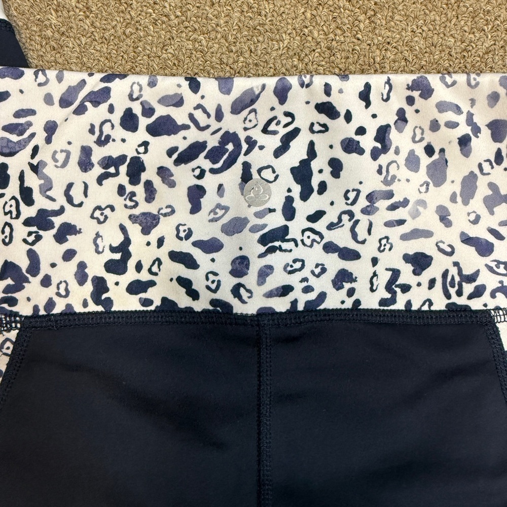 Apana: Womens Navy Blue/White Print/Stripe Athletic Yoga Leggings, XS - Picture 4 of 9